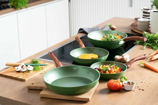 Just Vegan, Ceravegan Keramische ECO Koekenpan – 24cm, 100% Vegan, Plantaardige Anti-aanbaklaag, Ook Geschikt Voor Inductie 9 Just Vegan, Ceravegan Keramische ECO Koekenpan – 24cm, 100% Vegan, Plantaardige Anti-aanbaklaag, Ook Geschikt Voor Inductie - Afbeelding 7