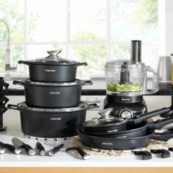 Swiss Pro+ - SWP41D22 - Pannenset 41 Delig - Foodprocessor - Messenblok 8 Delig - Kookgerei Set Met Houder 7 Delig - Starters Pakket - 2022 Serie - Limited Edition -uitzet -WMF Shop 550x366 30