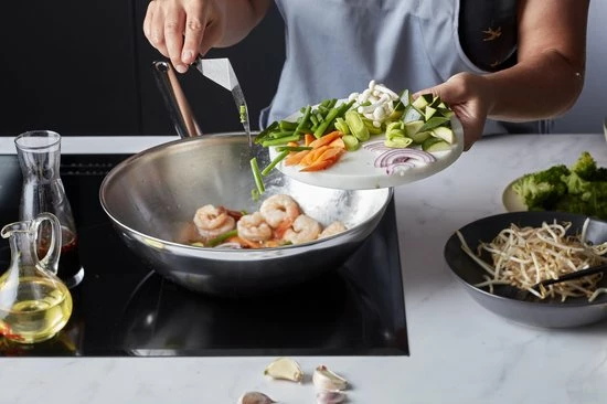 Demeyere Senses 5 Wokpan - RVS - Inductie - 26 Cm – PTFE En PFAS Vrij 7 Demeyere Senses 5 Wokpan - RVS - Inductie - 26 Cm – PTFE En PFAS Vrij - Afbeelding 5