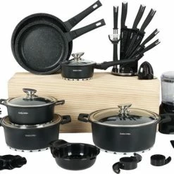 Swiss Pro+ - SWP41D22 - Pannenset 41 Delig - Foodprocessor - Messenblok 8 Delig - Kookgerei Set Met Houder 7 Delig - Starters Pakket - 2022 Serie - Limited Edition -uitzet -WMF Shop 550x384 1