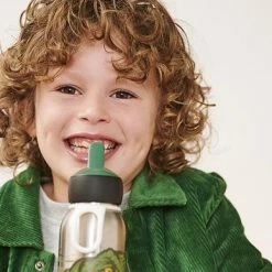 Mepal – Isoleerfles Flip-up Campus – Animal Friends – Waterfles Met Rietje – Houdt Je Drankje Tot 9 Uur Warm En 12 Uur Koud – Drinkfles Voor Kinderen – Thermosfles 16 Mepal – Isoleerfles Flip-up Campus – Animal Friends – Waterfles Met Rietje – Houdt Je Drankje Tot 9 Uur Warm En 12 Uur Koud – Drinkfles Voor Kinderen – Thermosfles -WMF Shop 550x388 1