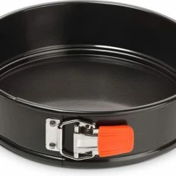 Le Creuset Springvorm - Ø 20 Cm - Zwart 16 Le Creuset Springvorm - Ø 20 Cm - Zwart -WMF Shop 550x401 1