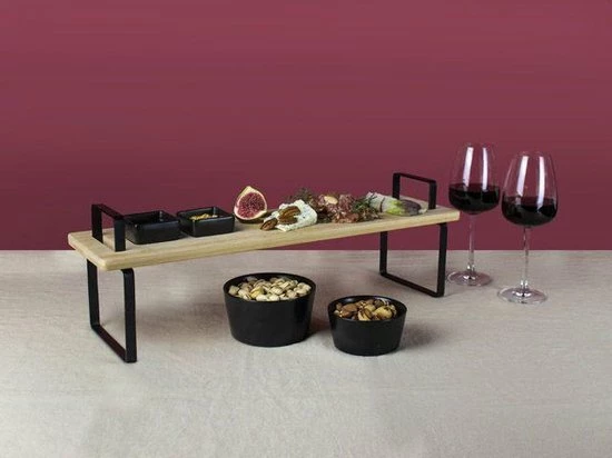 Gusta® Gusta - Borrelplank - Serveerplank - Op Pootjes - Met Sausbakjes - 57x16x18,5cm 4 Gusta® Gusta - Borrelplank - Serveerplank - Op Pootjes - Met Sausbakjes - 57x16x18,5cm - Afbeelding 2
