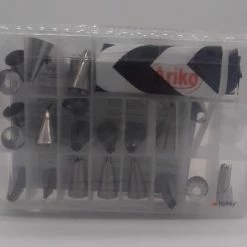 Ariko Slagroom Garneer Spuitzak Met 24 RVS Spuitmondjes – Herbruikbaar – Siliconen Spuit Zak Voor Decoratie Van Patisserie – Taartdecoratie – Rozetjes Opspuiten -WMF Shop 550x431