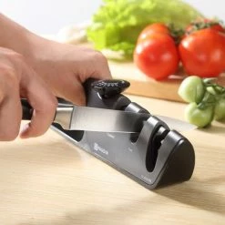 Paudin Verstelbare 3-voudige Messenslijper - Wolfraam En Keramische Slijpsteentjes - Slijper Voor Dubbel- En Enkelzijdig Geslepen Messen -WMF Shop 550x491 6