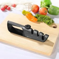 Paudin Verstelbare 3-voudige Messenslijper - Wolfraam En Keramische Slijpsteentjes - Slijper Voor Dubbel- En Enkelzijdig Geslepen Messen -WMF Shop 550x518 4