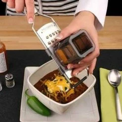 Microplane Rasp Professional Extra Grof -WMF Shop 550x519 4