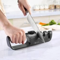 Paudin Verstelbare 3-voudige Messenslijper - Wolfraam En Keramische Slijpsteentjes - Slijper Voor Dubbel- En Enkelzijdig Geslepen Messen -WMF Shop 550x525 2