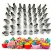 Merkloos Cake Decoration Set 48 Stuks Van Verschillende RVS Spuitmondjes Voor Het Decoreren Van Taarten En Gebak - Icing Piping Nozzles Pastry Tips Set - Cake Decorating Tools Accessoires - Garneerspuit Voor Slagroom, Fondant, Marsepein - Klein Formaat -WMF Shop 550x526 1