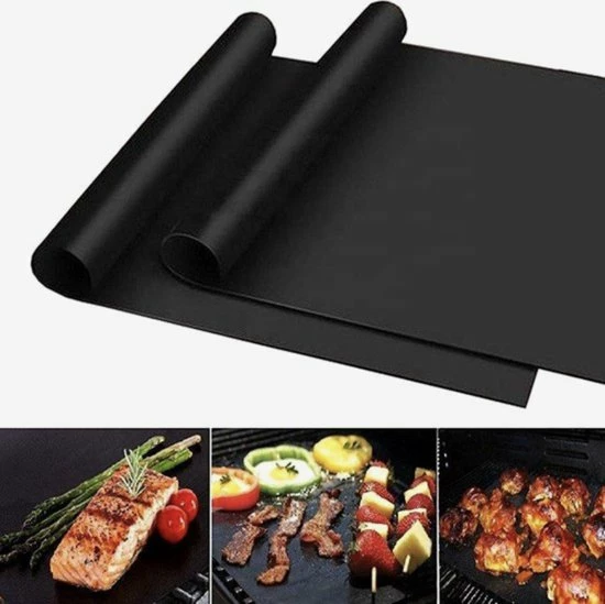 De Millennials Duurzame Multimat - 4 Stuks - BBQ - Deegmat - Grill Mat - Koken - Ovenbeschermer - Hittebestendig - Makkelijk Schoon - Zwart - Antislip - Keukenaccessoires - Herbruikbare Bakmat – Barbecue Matje – Makkelijk - Feestje 3 De Millennials Duurzame Multimat - 4 Stuks - BBQ - Deegmat - Grill Mat - Koken - Ovenbeschermer - Hittebestendig - Makkelijk Schoon - Zwart - Antislip - Keukenaccessoires - Herbruikbare Bakmat – Barbecue Matje – Makkelijk - Feestje