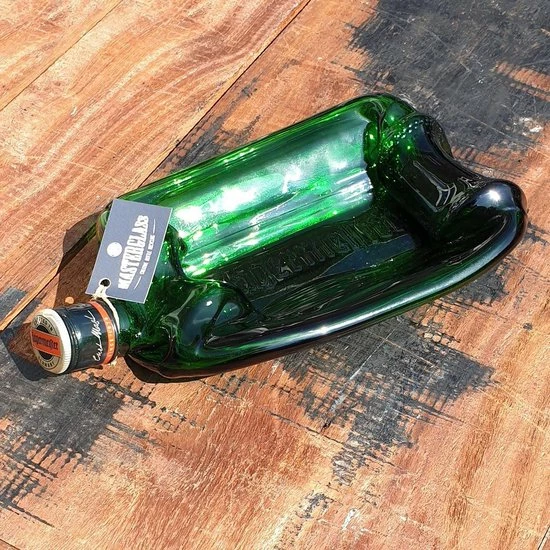 MasterGlass.eu Borrelplank | Kaasplank | Tapas | Jägermeister | Gesmolten Fles | Recycling | Upcycling 3 MasterGlass.eu Borrelplank | Kaasplank | Tapas | Jägermeister | Gesmolten Fles | Recycling | Upcycling