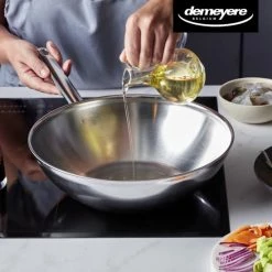 Demeyere Senses 5 Wokpan - RVS - Inductie - 26 Cm – PTFE En PFAS Vrij 10 Demeyere Senses 5 Wokpan - RVS - Inductie - 26 Cm – PTFE En PFAS Vrij -WMF Shop 550x550 520