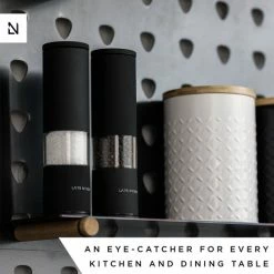 LARS NYSØM Zout- En Pepermolen Set 'Lagom' Nude -WMF Shop 550x550 625