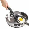 Merkloos Spatel En Keukentang In één - Handig Voor Omdraaien Van Gebakken Eieren, Hamburgers En Pannenkoeken - Zwart 1 Merkloos Spatel En Keukentang In één - Handig Voor Omdraaien Van Gebakken Eieren, Hamburgers En Pannenkoeken - Zwart -WMF Shop 550x550 708