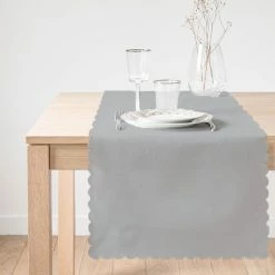 De Groen Home Bedrukt Velvet Textiel Tafelloper -Licht Grijs - Fluweel - Runner 45x135