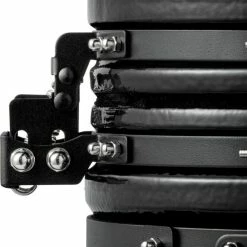 Merkloos The Meat Boys Compact - Keramische BBQ - 15 Inch Kamado - Tafelmodel - All Black Inclusief Platesetter En Regenhoes -WMF Shop 550x623 2