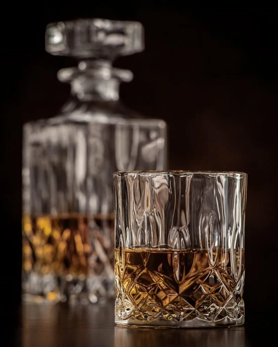 Jay Hill Cocktailglazen / Whiskey Glazen / Waterglazen Moray - 320 Ml - 4 Stuks 8 Jay Hill Cocktailglazen / Whiskey Glazen / Waterglazen Moray - 320 Ml - 4 Stuks - Afbeelding 6