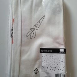 Evora Tafelkleed Sinterklaas 130x180 Cm - Sint En PIet Papieren Tafellaken - Sinterklaasfeest -WMF Shop 550x733 3