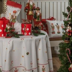 Clayre & Eef Tafelkleed Kerst Ø 170 Cm Wit Groen Katoen Rond Notenkrakers Tafellaken Tafellinnen Tafeltextiel 7 Clayre & Eef Tafelkleed Kerst Ø 170 Cm Wit Groen Katoen Rond Notenkrakers Tafellaken Tafellinnen Tafeltextiel -WMF Shop 550x823 4